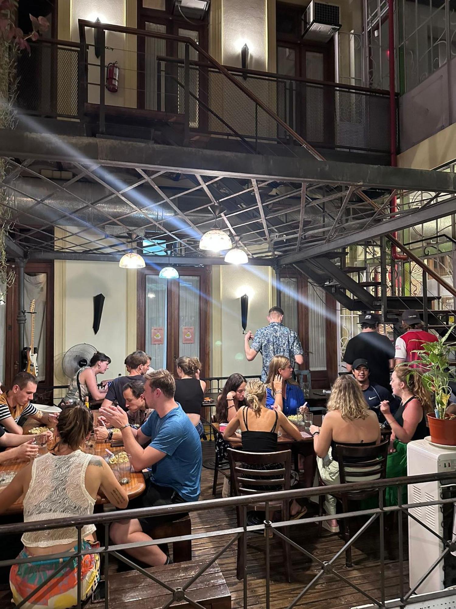 Parla Hostel บัวโนสไอเรส ภายนอก รูปภาพ