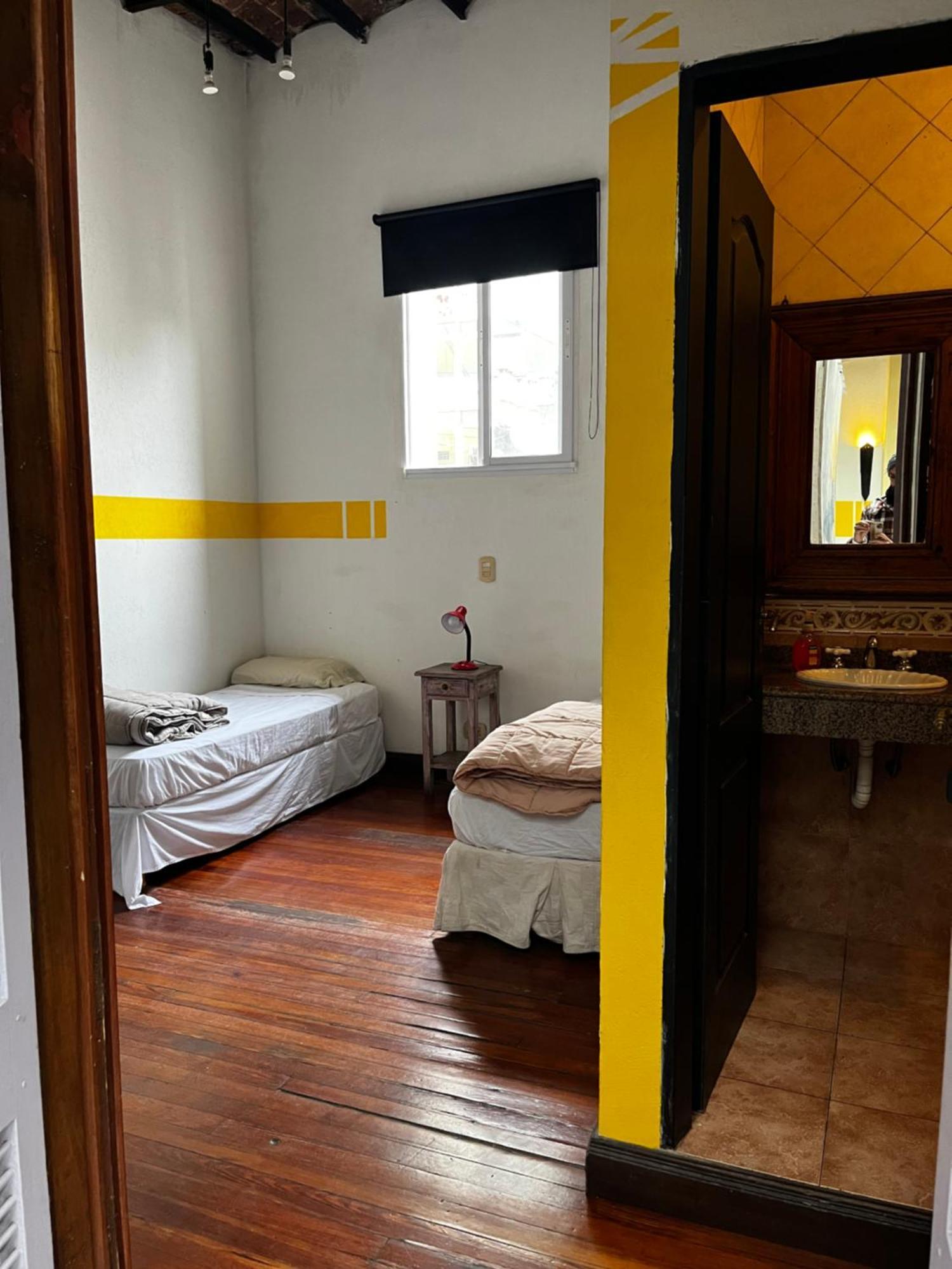 Parla Hostel บัวโนสไอเรส ภายนอก รูปภาพ
